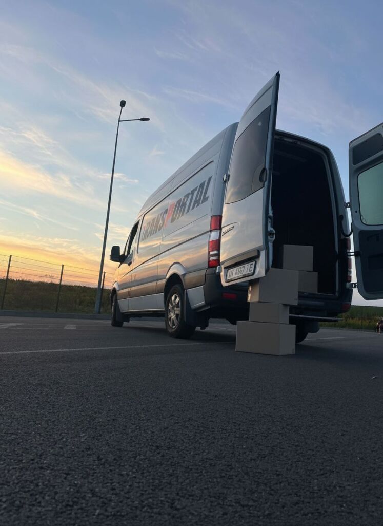 Вантажні перевезення Київ – мікроавтобус TransPortal